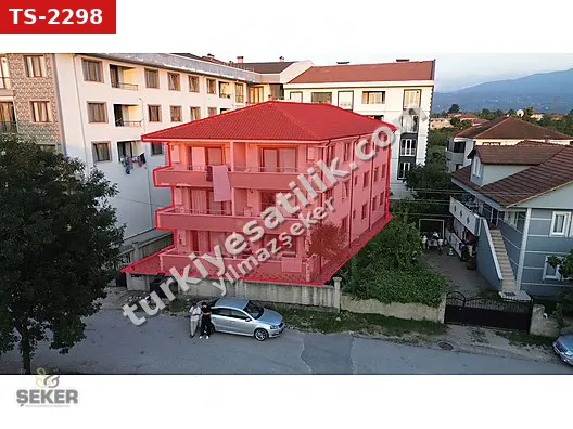 13-ŞEKER EMLAK YENİ MAH.İLÇE MERKEZİNDE 100m2 KİRALIK YENİ DAİRE