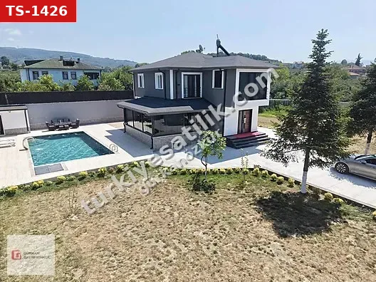 GÜRKAN GAYRİMENKUL KAZIMİYE MH.2100 m² ARSA 220 m² HAVUZLU VİLLA