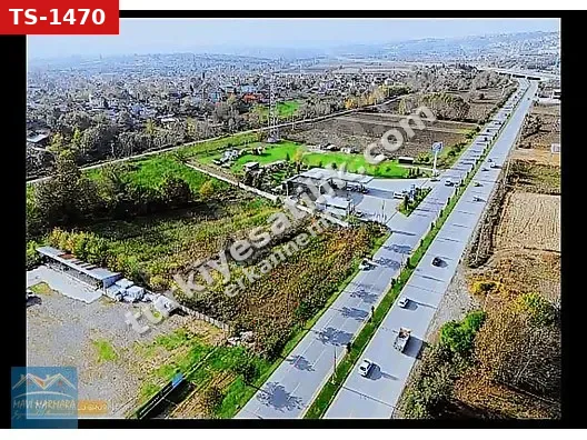 SAKARYA VALİLİK YOLUNDA SATILIK TİCARİ İMARLI ARSA