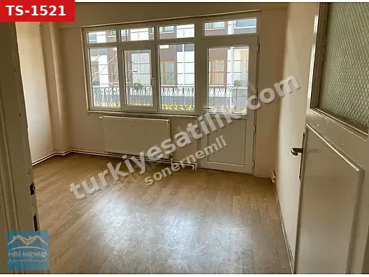 ÇARŞI MERKEZ 2+1 80 M2 DOĞALGAZLI DAİRE