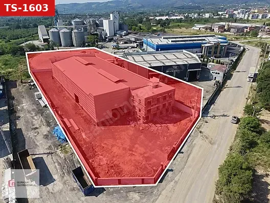 GÜRKAN GAYRİMENKUL 4400 M2 ARSA 1850 M2 KAPALI ALAN FABRİKA