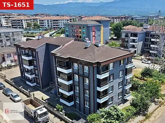 GÜRKAN GAYRİMENKUL YENİ MH.EBV. BANYOLU 2+1 DAİRE
