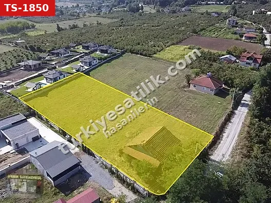 İLERİN GAYRİMENKUL' den YEŞİLVADİ' de MANZARALI ARSA