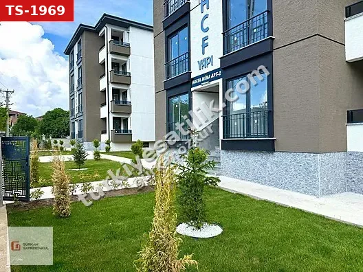 GÜRKAN GAYRİMENKUL YENİ MH. EBV.BANYOLU YÜKSEK GİRİŞ 3+1 DAİRE